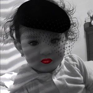 Meet your Posher, Esther